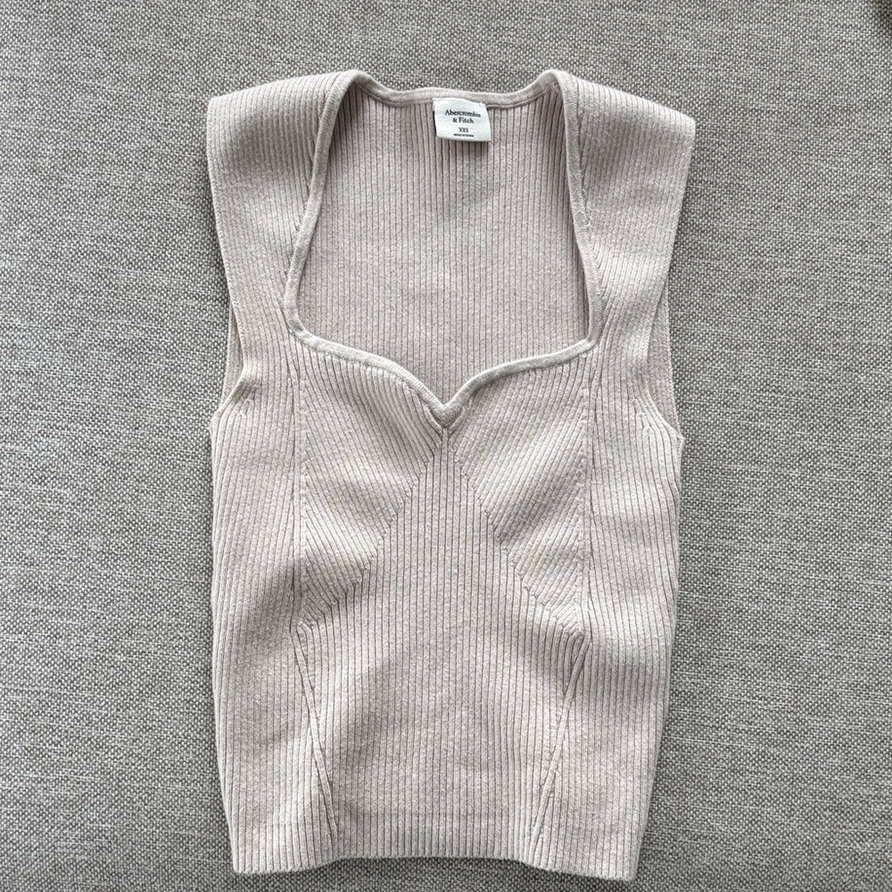 Abercrombie sweater top XXS